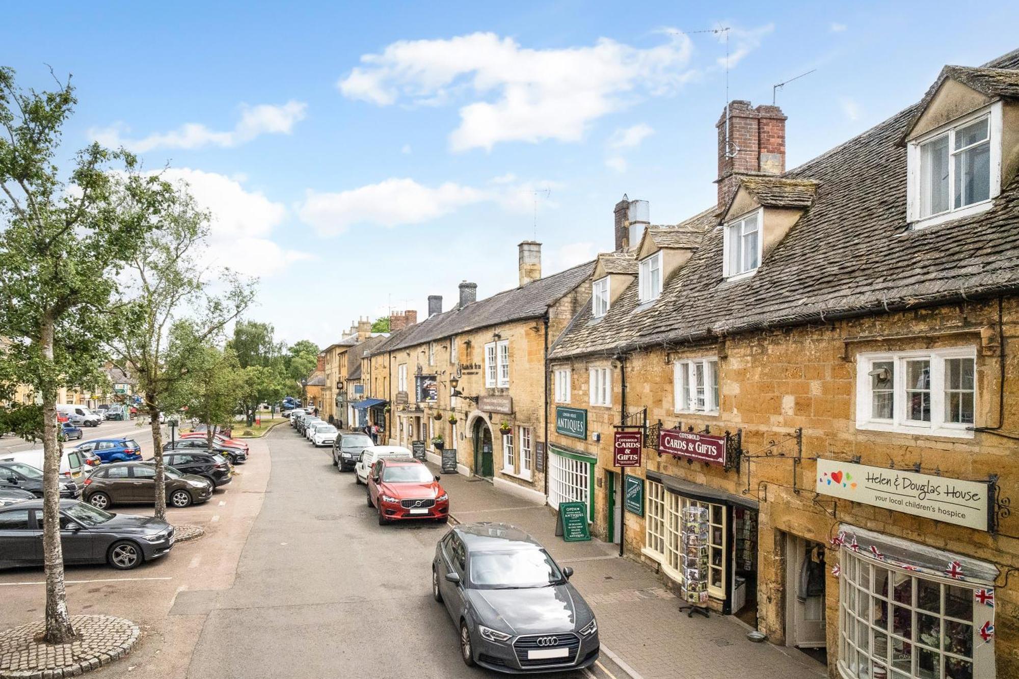 Redesdale View, High Street With Private Garden Apartment Moreton-in-Marsh Екстериор снимка